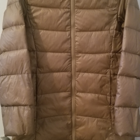 beige puffy 3/4 length coat - Picture 1 of 4